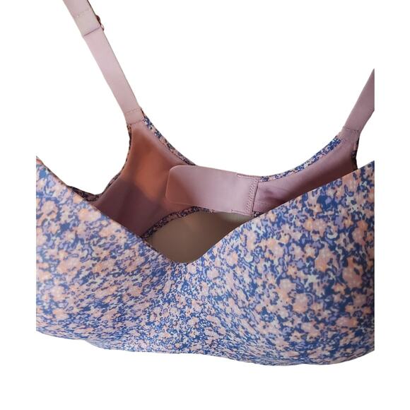 Hanes 34D Lightly Lined Tee Shirt Bra, NWT - Picture 2 of 5